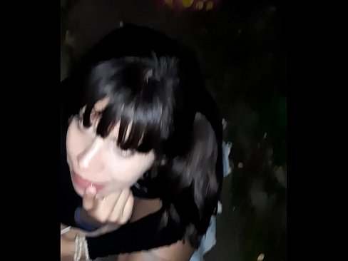 ❤️ Pe stradă penisul umflat în schimbul unor bomboane ❤️❌  at us ❤