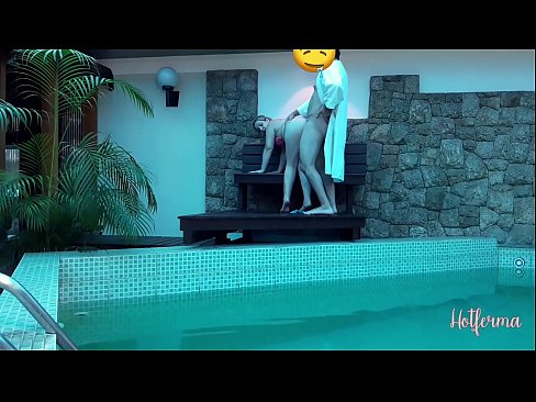 ❤️ Șeful o invită pe menajeră la piscină, dar nu a putut rezista la o partidă fierbinte ❤️❌  at us ❤