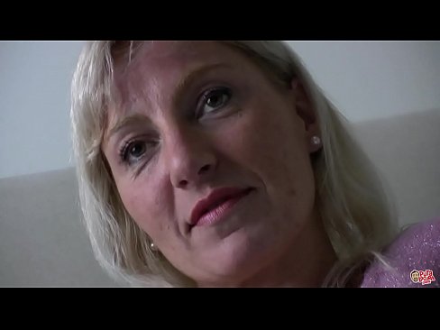 ❤️ Mama pe care am futut-o cu toții ... Doamnă, purtați-vă frumos! ❤️❌  at us ❤